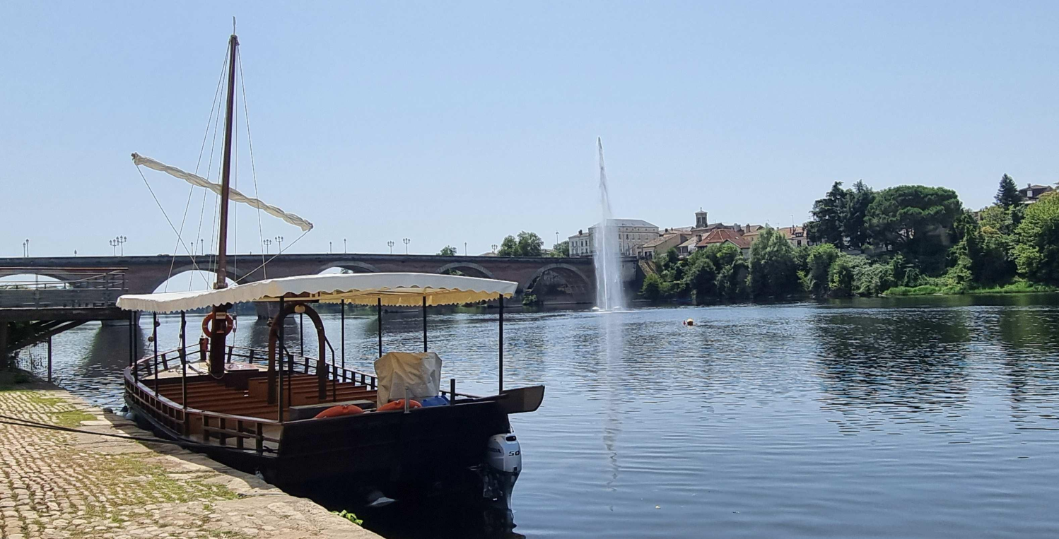Bergerac : La Dordogne et ses Gabarres Bergerac : La Dordogne et ses Gabarres