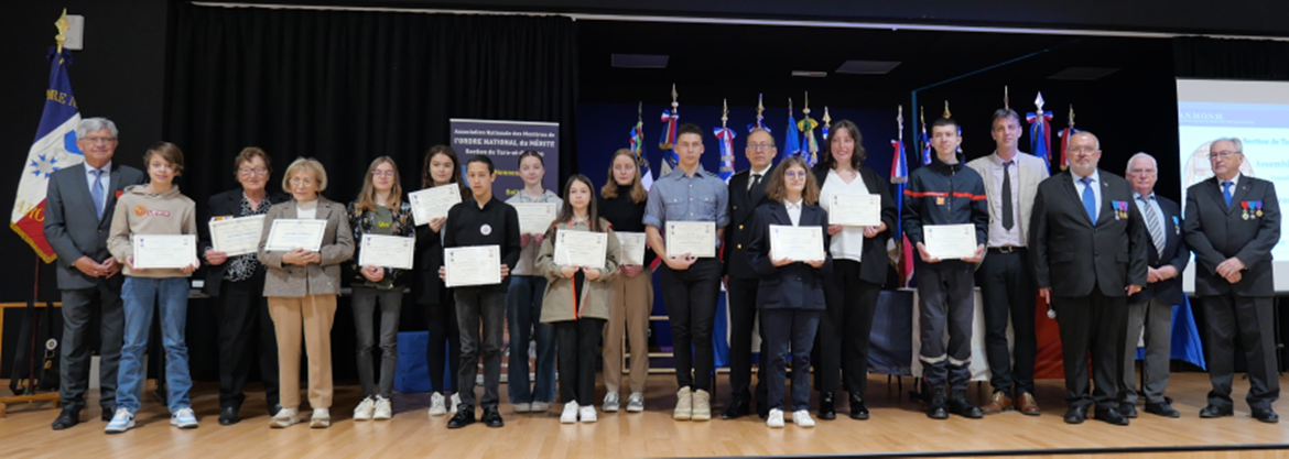 Prix de l'Encouragement au Civisme : Lauréats 2024 Prix de l'Encouragement au Civisme : Lauréats 2024