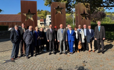 Le groupe de personnes présentes lors d cette rencontre 